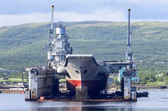 [造船厂]俄罗斯遇到麻烦，紧急向中国求救？我国一出手就令其实力大增！