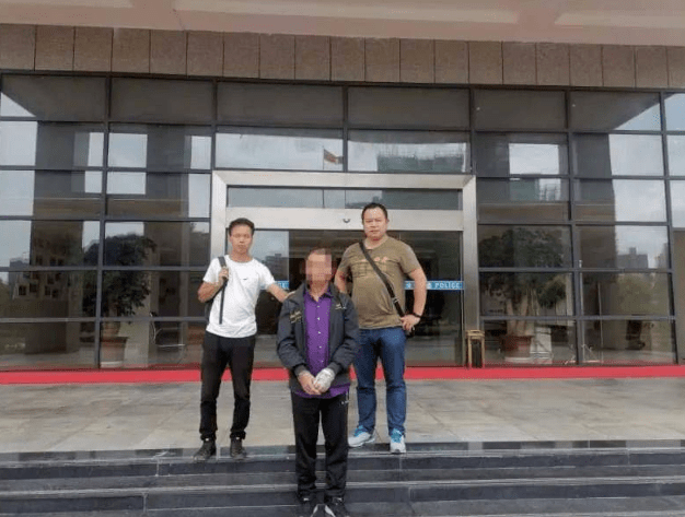 话晴空|外甥替舅舅出头杀了人就逃，逃亡19年后，已在广东结婚并生3子