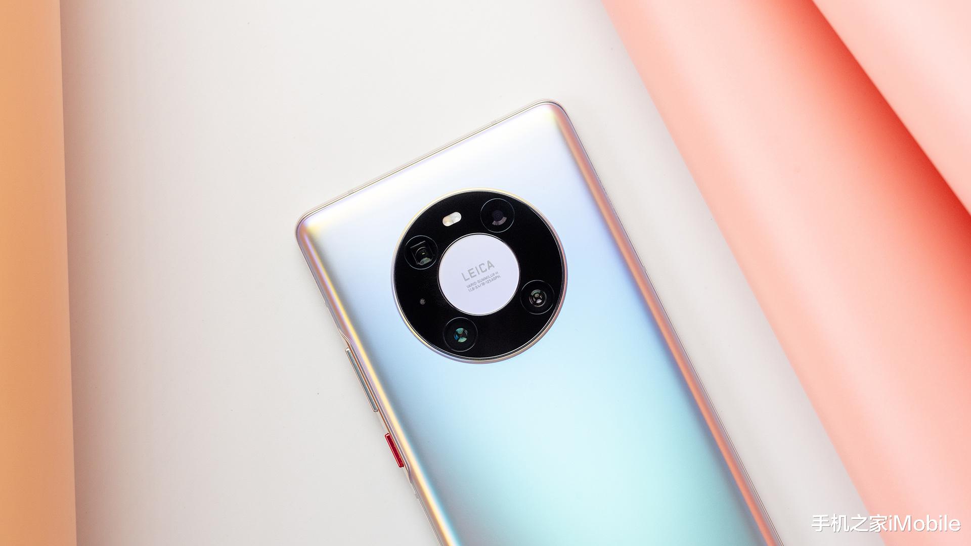 华为Mate40Pro|一脉相承的雅致设计 华为Mate40 Pro秘银色图赏