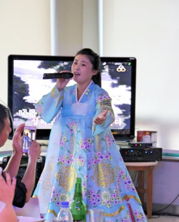 朝鲜：朝鲜美女眼中的中国男人：各方面都完美，就这一点不好！