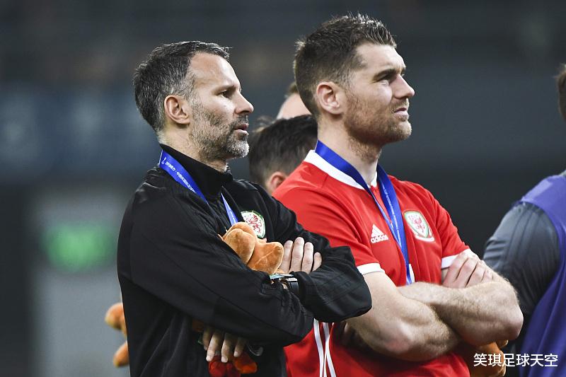 曼联@吉格斯引荐！曼联决定2000万镑引入威尔士防线新星，夏季入主红魔