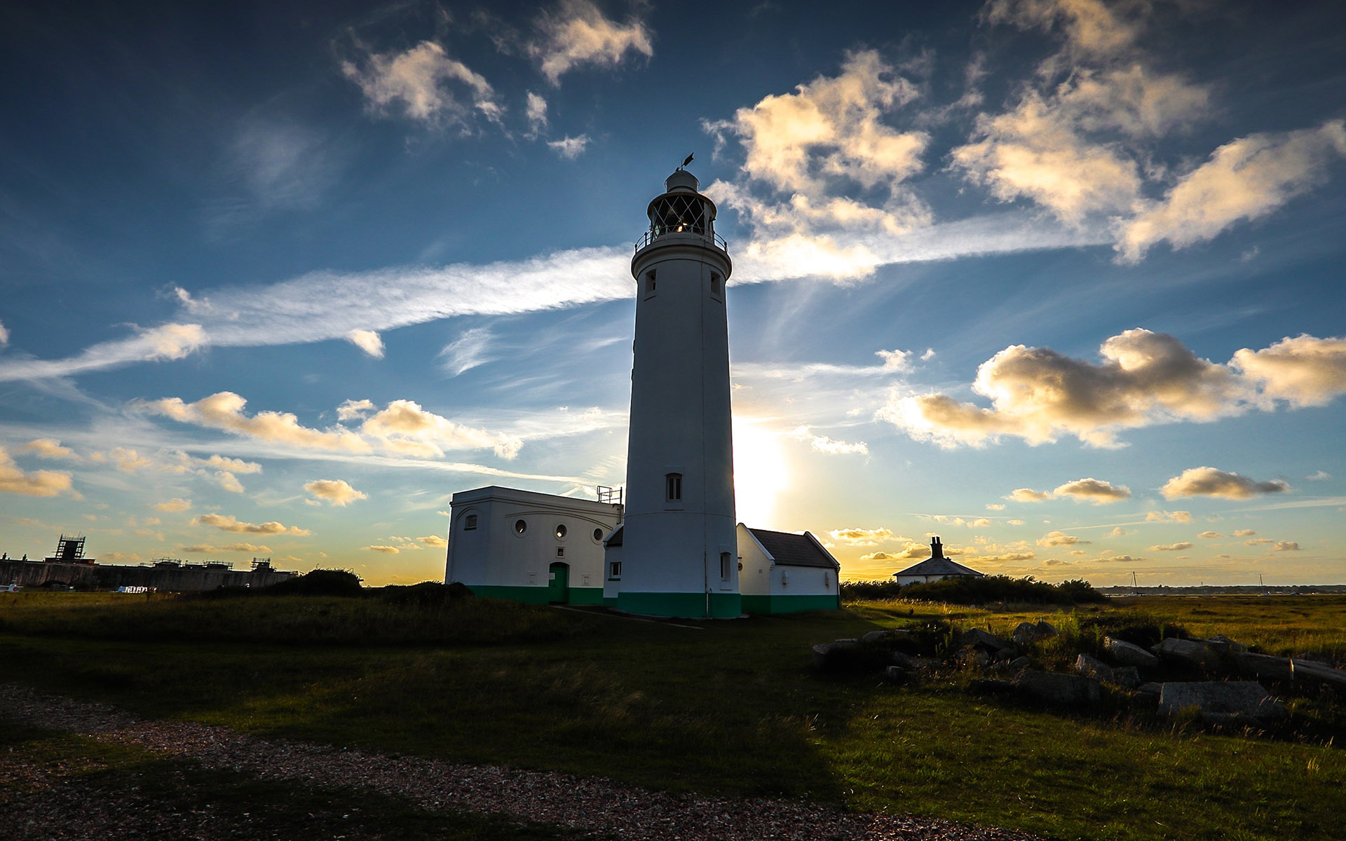 下周,保持理性,情感稳定,成熟稳重,受人喜爱,适合长久恋爱