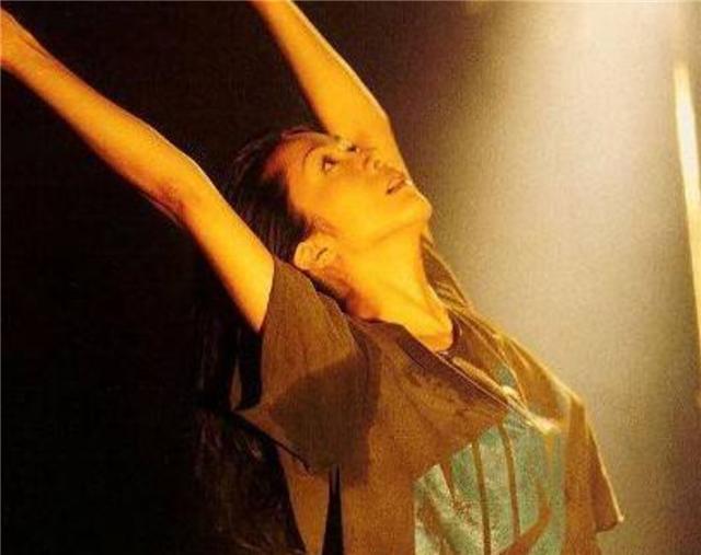 臆说古史|\＂最惨小三\＂徐凤华：“逼宫”7年终上位，入豪门3年却因患癌而死