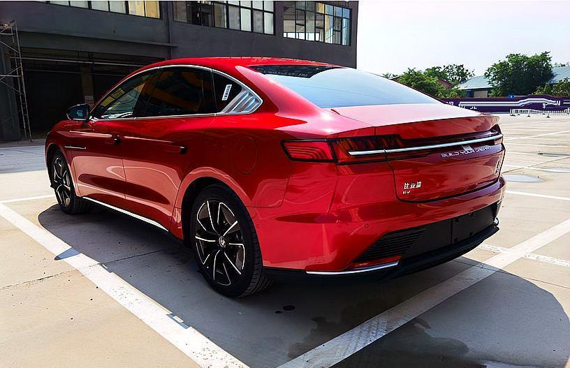 比亚迪汉|听了朋友的意见,花28万提了辆比亚迪汉,车主:我只想说句大实话