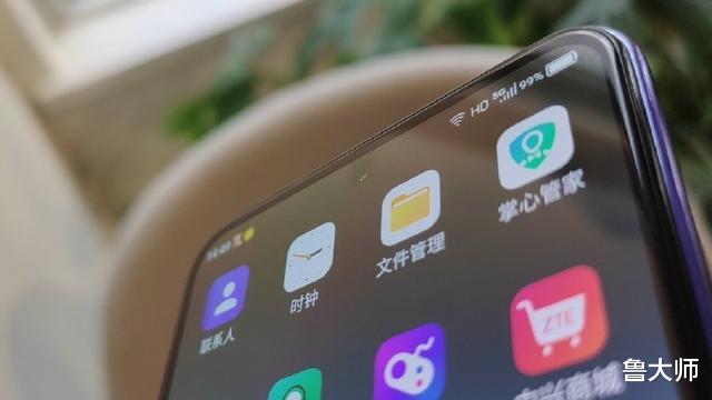 中兴|中兴屏下拍照手机实拍，第三代技术原来也就那样？