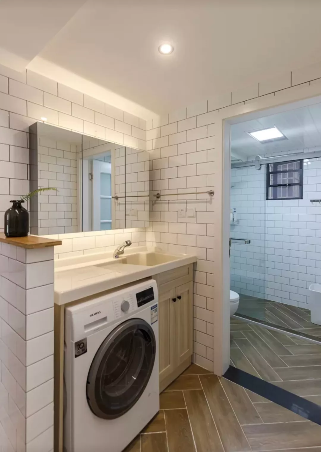 @卫生间如何布局？以实用为主就好，都去学学邻居家的设计吧