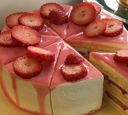 「蛋糕」心理测试：下面哪个小蛋糕是你最想吃的，测你命中注定的另一半会在何时出现