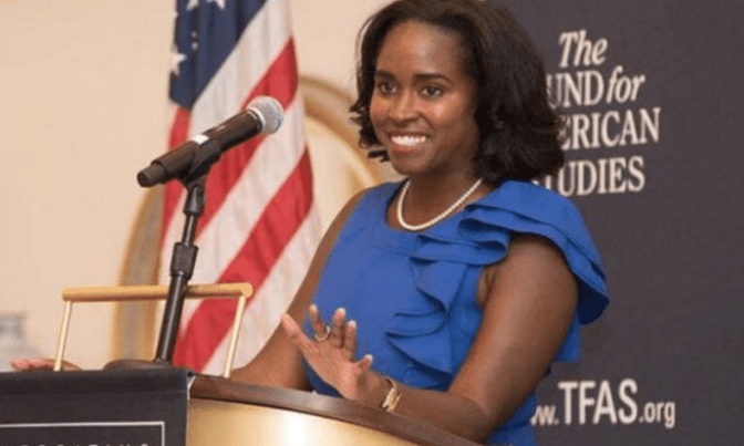 【美国】特朗普这回孤掌难鸣了！美国一名高官辞职，蓬佩奥罕见沉默