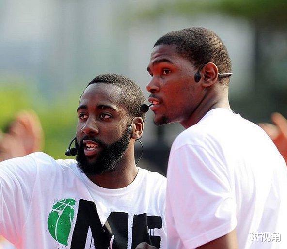 湖人队|阵容升级！湖人二换一交易迎来正式官宣，詹皇发推欢迎新成员