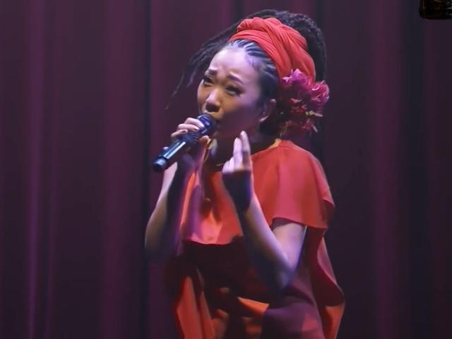 #舞台#总决赛彻底翻车？天后跑调天王油腻，发挥稳定选手最先出局