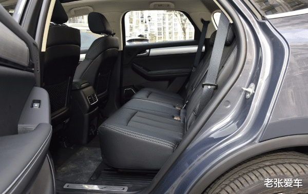 比亚迪唐|车长4米9，上市3年0差评，开它比奥迪Q7漂亮，汉兰达不是唯一