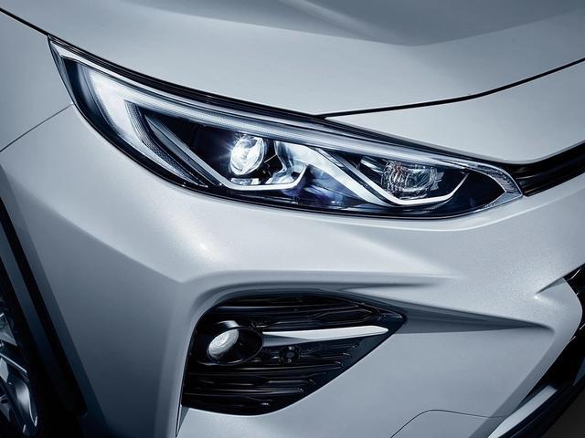 【丰田汉兰达】丰田又一王牌！外号“小汉兰达”，满箱1019km，车主：未曾后悔