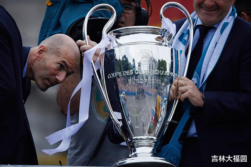 「曼联」曼联幸福，这名球员也要来了，曼联王朝将横扫五大联赛？