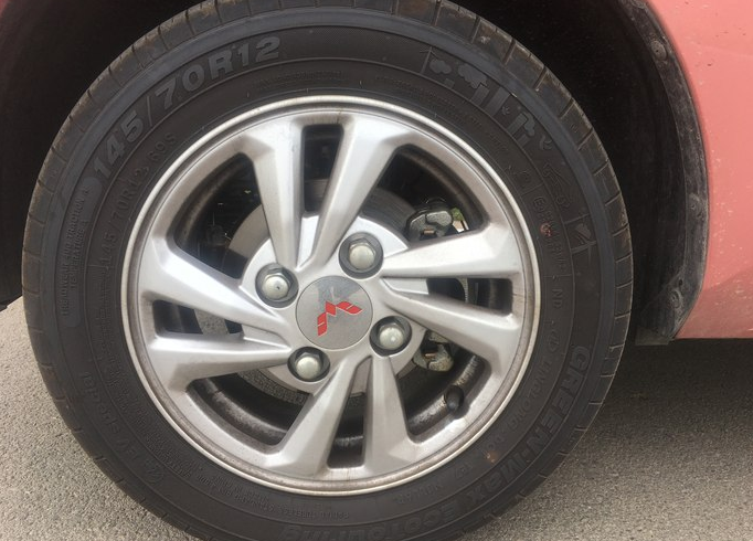 日产奇骏|五菱又一神车,售价不到3万,“油耗”才6分/km,关键还是自动挡