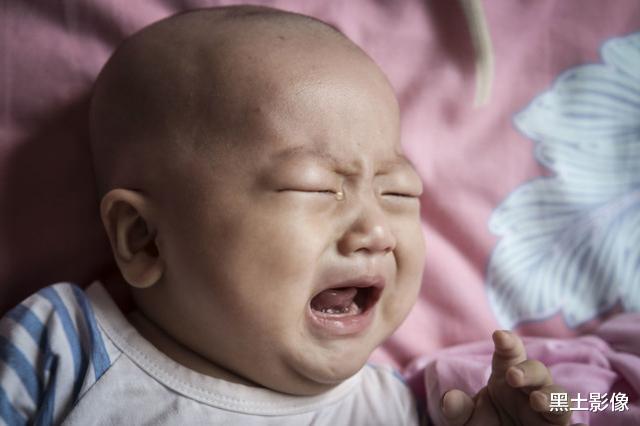 医院|女子曾亲手埋葬大儿子,今二宝又命悬一线,哭诉:要把我往死里整