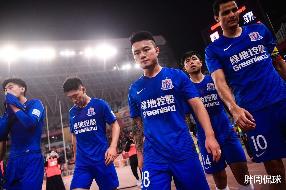 广州恒大|申花首秀战恒大又添堵，43分钟前传来坏消息，崔康熙难逃一败