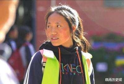 Linux|杨虹艳：为得到马云资助，把家中母鸡寄给马云，如今她有学上了吗