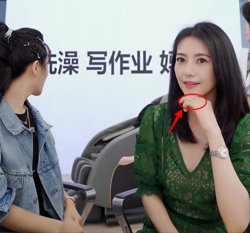 高圆圆|薇娅与高圆圆神仙同框,离开美颜滤镜,网红跟明星的差距很明显