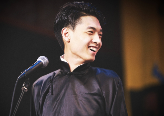 秦霄贤|秦霄贤富二代人设翻车？网曝其母不还钱被银行告，欠款没他跑车贵