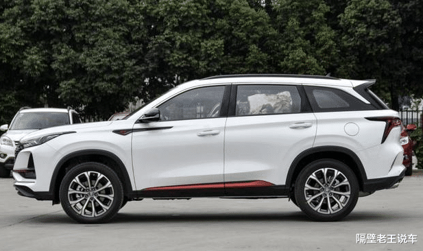 三菱欧蓝德|长安终于成功了，30天狂甩22803台，品质不输汉兰达，仅售9万