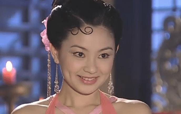 「刁蛮公主」《刁蛮公主》四朵金花，前三朵不温不火，最不起眼的她却火了