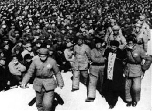 |建国后第一位巨贪刘青山:爱吃韭菜馅饺子,但饺子里不可以有韭菜