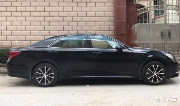 「丰田皇冠」从60万跌到22万，成良心C级车，开10年0故障，可惜月销才285台