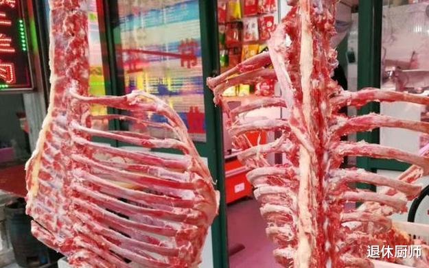 羊肉|摘得干干净净的“羊骨架”，为何还有人抢着要？大叔说：专吃它