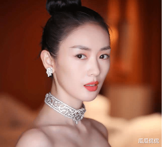 童谣|童谣老公富豪身份曝光，现实中她才是真的富家太太，演戏仅仅是兴趣！