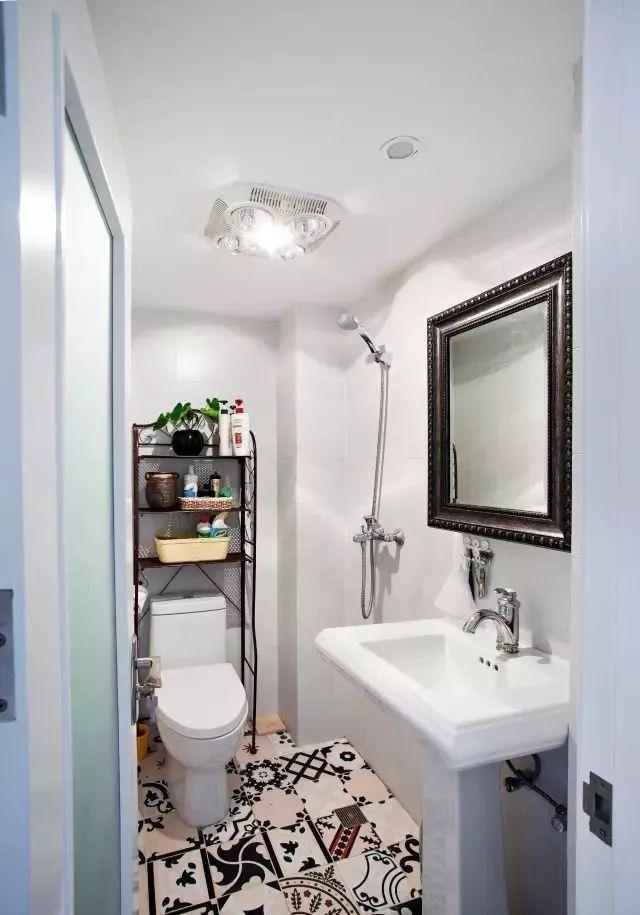 32㎡小复式，爆改成拥有10个功能空间的“豪宅”，餐厅兼书房真赞