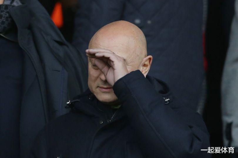 热刺|热刺中后卫遭曼联5000万挖墙脚，列维果断拒绝，球员经纪人有想法