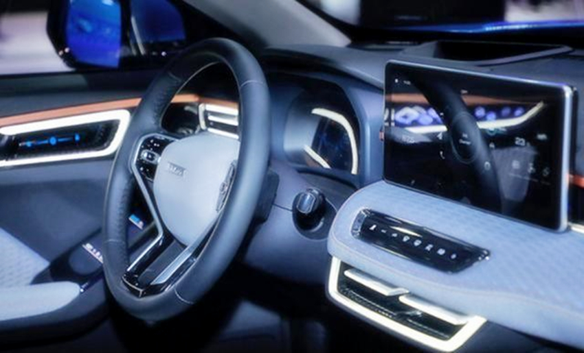 [新哈弗h6]魏建军又要火了！全新H6雏形曝光，打开出门，连宝马奔驰都眼红了