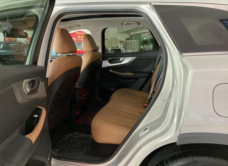 「混合动力」又一款国产“X7”来袭，轴距2米8，燃油/混动随便选，6月份上市