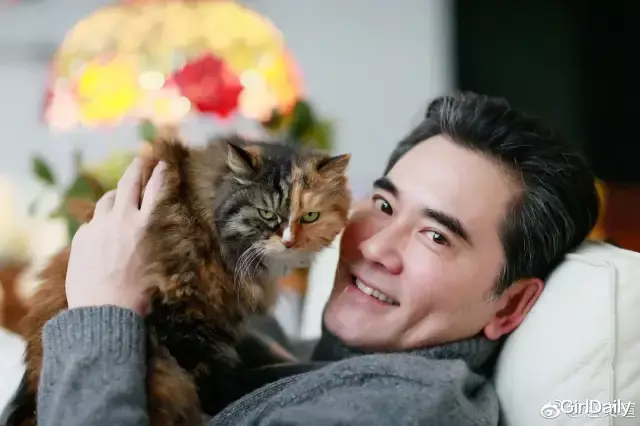 「赵文瑄」让周迅一见误终生的美男子,一辈子不婚不育,明明这么自恋!怎么没人嫌他油腻?