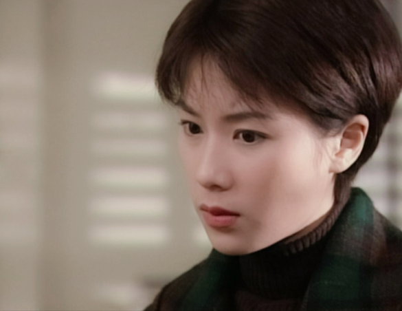 林青霞|什么样的脸能扛得住短发？看巅峰时期的港星，林青霞也排不到前三