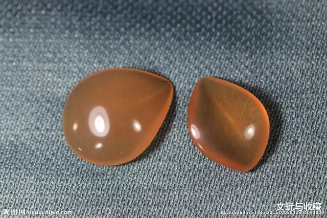 『小叶紫檀』有种文玩叫“青鱼石”，虽是鱼骨但打磨出来却比玉石还温润漂亮