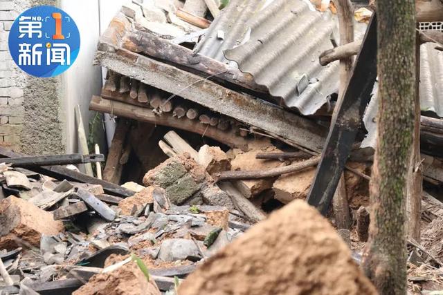 陕视新闻|洪水淹过篮球架！8万多人受灾！未来三天降雨仍持续，西安最低只有18℃