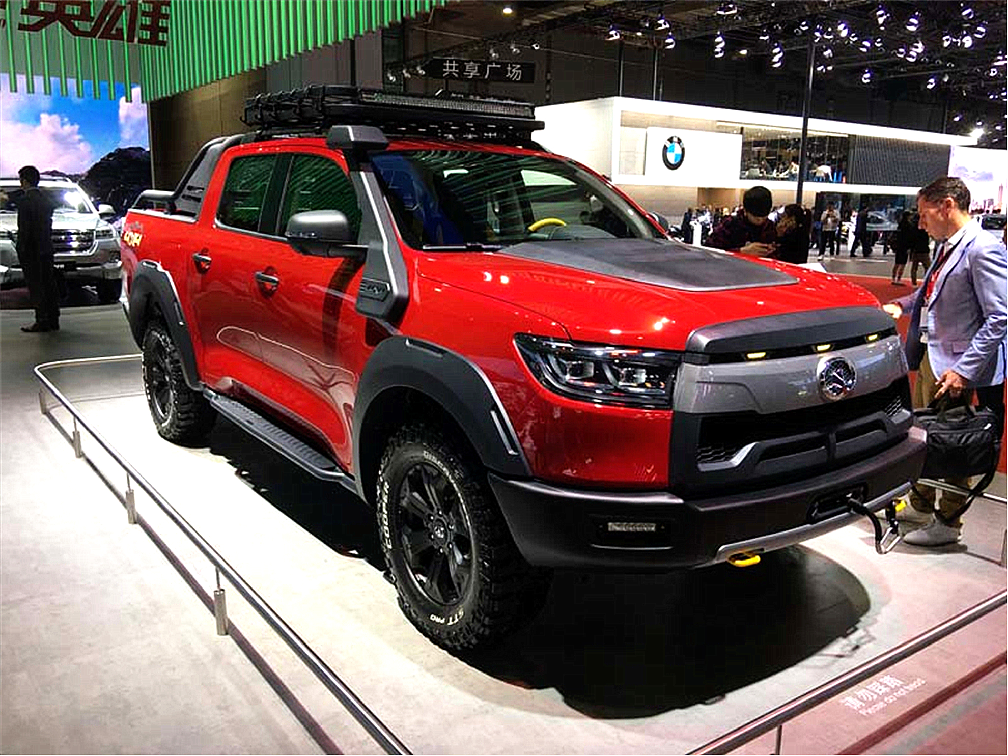 Jeep牧马人|国产牧马人终于来了！车长5410mm，配三把差速锁，9.8万起售！