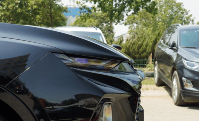 『雪佛兰』比汉兰达贵2万，标配2.0T+9AT，长5米7座，油耗才7.4L就看它