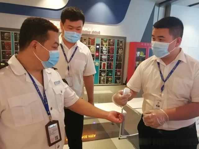 许昌报业传媒集团|突击检查游泳馆和电影院！许昌这4家店被选中，结果……