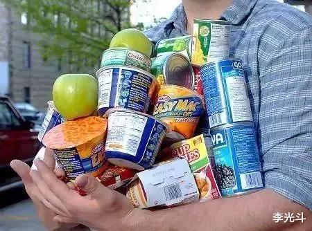 【比尔·盖茨】贫穷的本质：穷人为什么穷，富人为什么富？