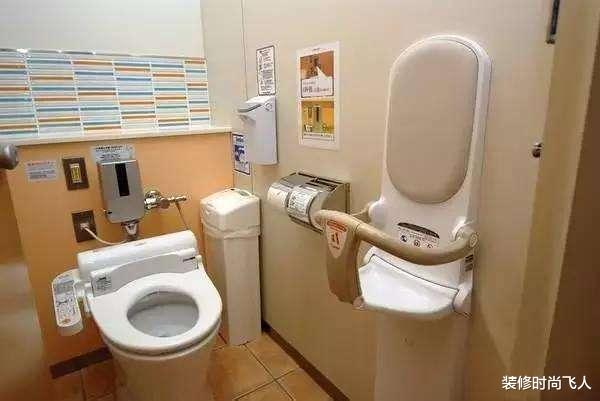 『』参观日本卫生间设计，一进门就看愣了，没想到已人性化到这种程度