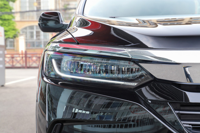 『马自达3』本田又成功了!上市30天卖12907辆,丐版193马力+CVT,还带四驱