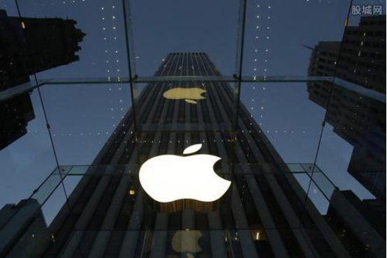 iphone12|iPhone12摇身变为mini！减料不减价！数亿果粉默默哭泣！