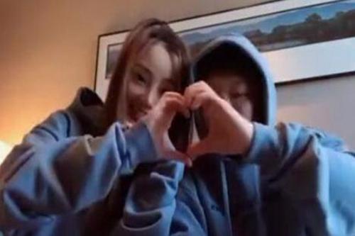 pg one|pgone复出演唱半路被迫叫停,李小璐疑隔空喊话鼓励“你是最厉害的”