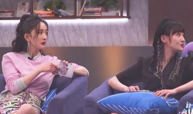 郑爽|大家都被骗了，郑爽的低情商才是人设，能红这么久她可不单纯