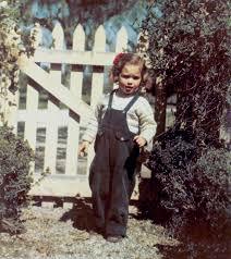 电影|28岁绝美名媛惨死！吸毒堕胎，被娱乐圈大佬接连玩弄逼疯…