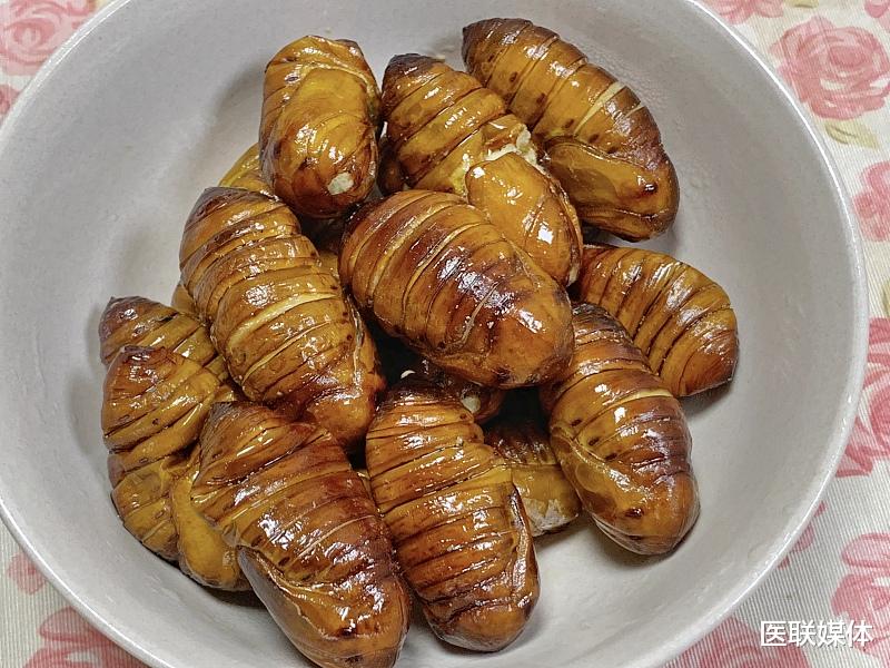 黑色素|白发莫名增多？或是这3大营养素缺乏导致，抓紧补回来