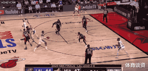 湖人队|正负值-26！戴维斯15+5被防死，仅9次出手遭针对，湖人双巨头太憋屈