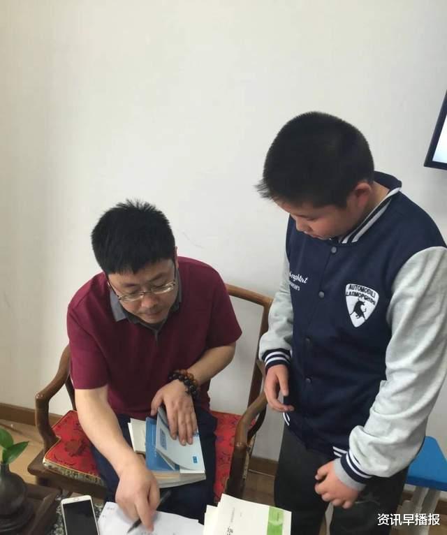 资讯早播报 苏州吴中区迎春中学15岁少年金旻哲笔下的江湖，很“豪气”！
